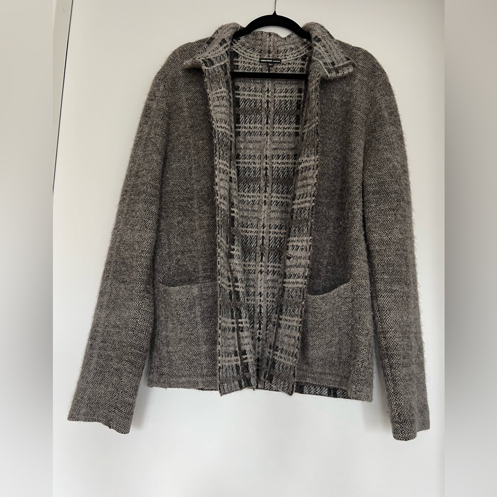 Cashmere sweater